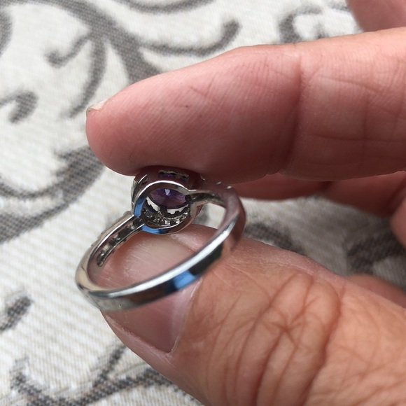 Ring - Picture 6 of 6